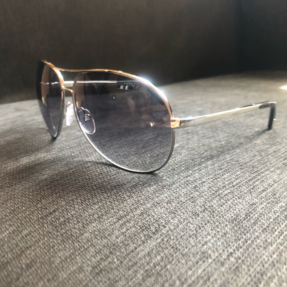 Tom Ford Aviator sunglasses unisex